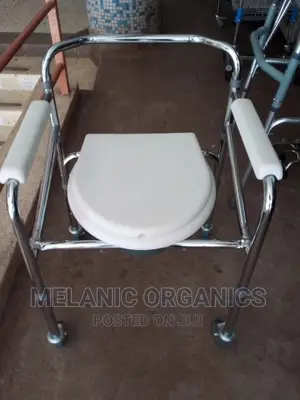 Commode Chair