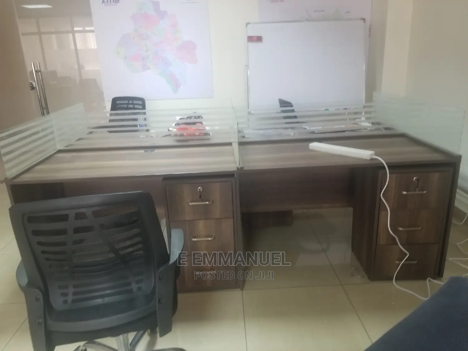 4 Seater Work Station