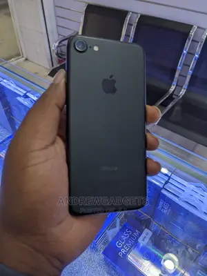Apple iPhone 7 32 GB Black