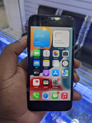Apple iPhone 7 32 GB Black