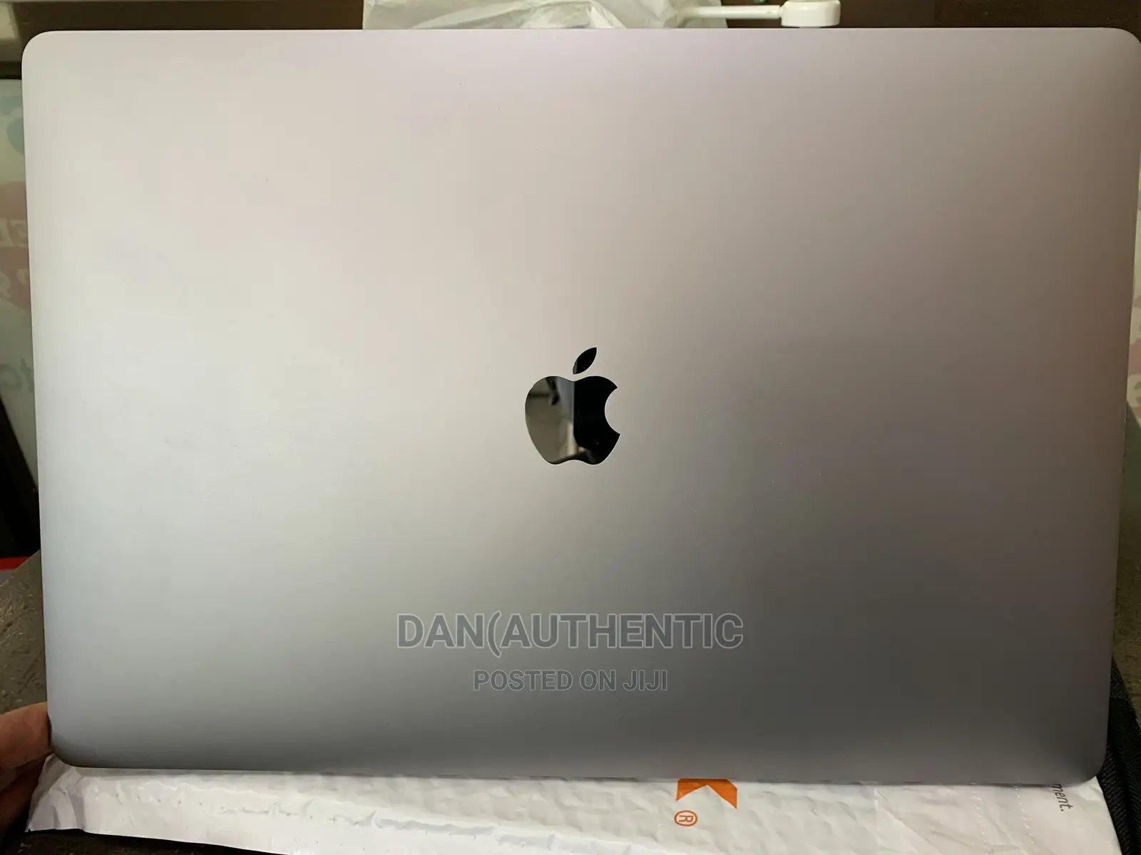 Laptop Apple MacBook Pro 2019 16GB Intel Core I7 SSD 512GB