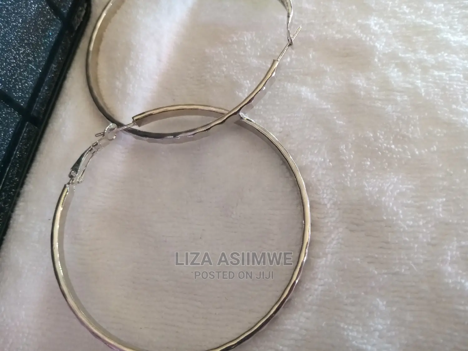 Silver Round Danglers Available