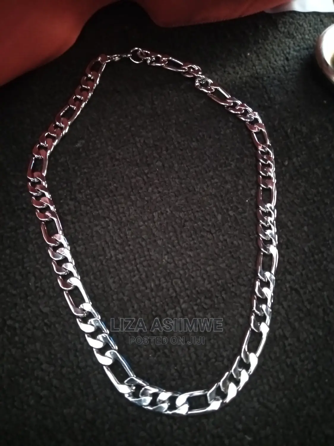 Men's Quality Chain's Available