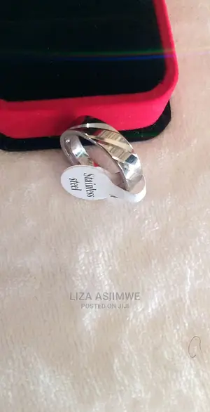 Men's Silver Wedding Rings Available