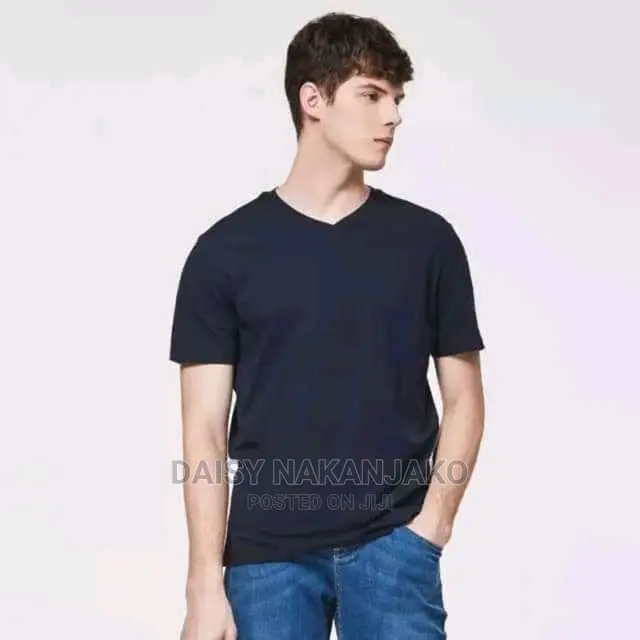Plain T -Shirt