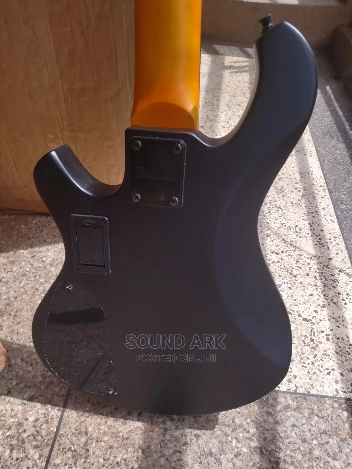 Active Base Guitar Ibanez