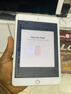 Apple iPad Mini 4 128 GB White