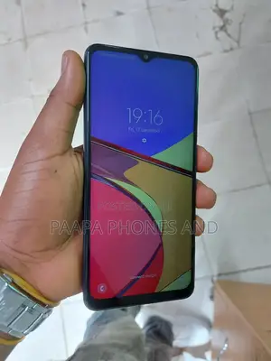 Samsung Galaxy A12 64 GB Black