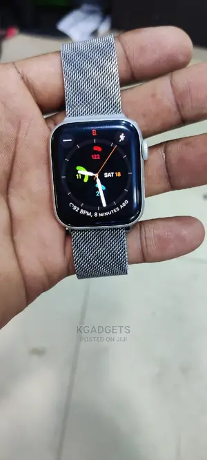 Apple Watch SE 2020