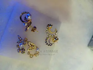 Simple Earpins for the Ladies