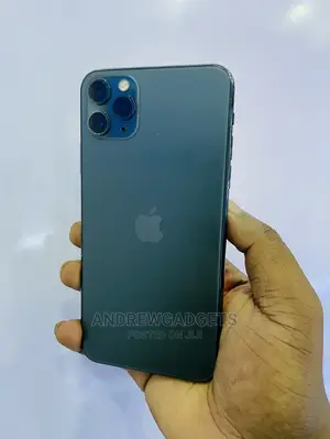 Apple iPhone 11 Pro Max 64 GB Green