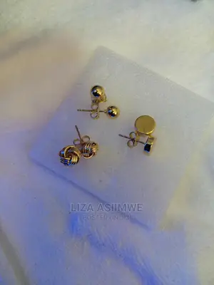 Ladies Simple Earpins
