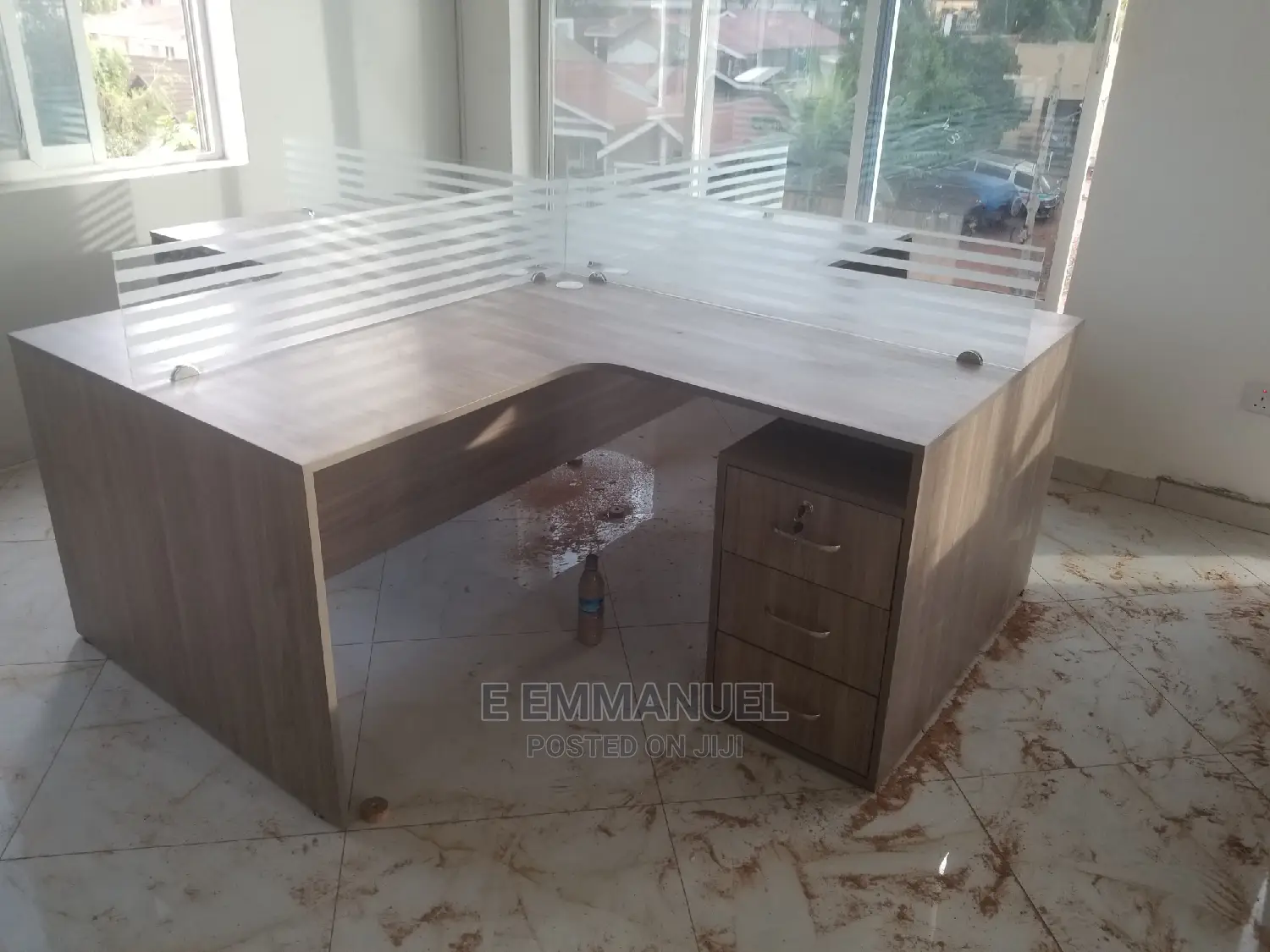 4 Seater Work Station