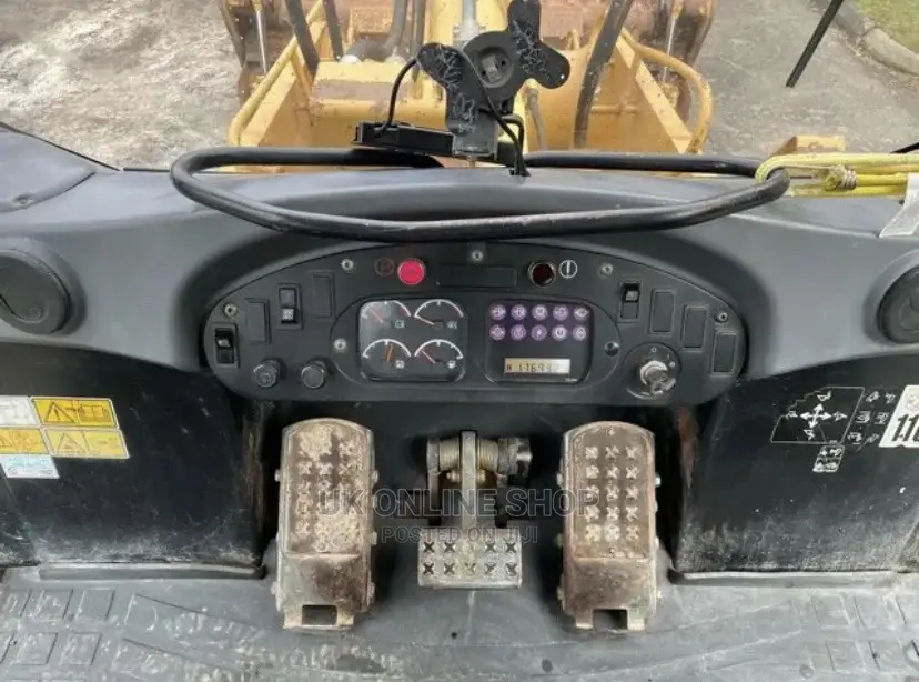 Caterpillar 963C Tracked Crawler Loader / Year 2005