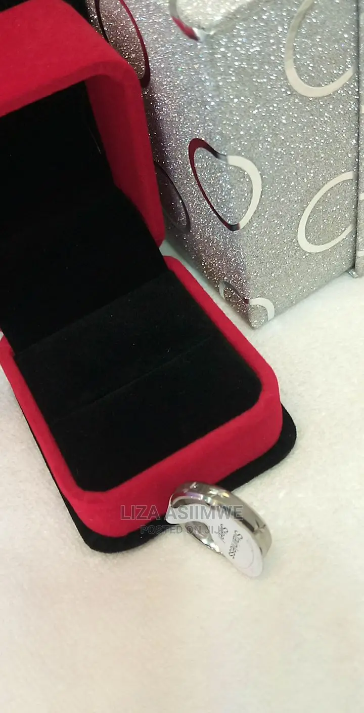 Quality Wedding Rings Available With the Ring Box