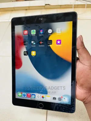 Apple iPad Air 32 GB Gray