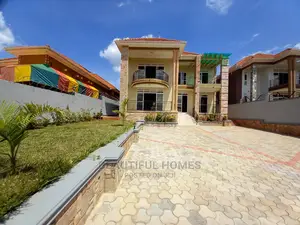 Furnished 6bdrm Mansion in Tarmack Estate, Kira for Sale