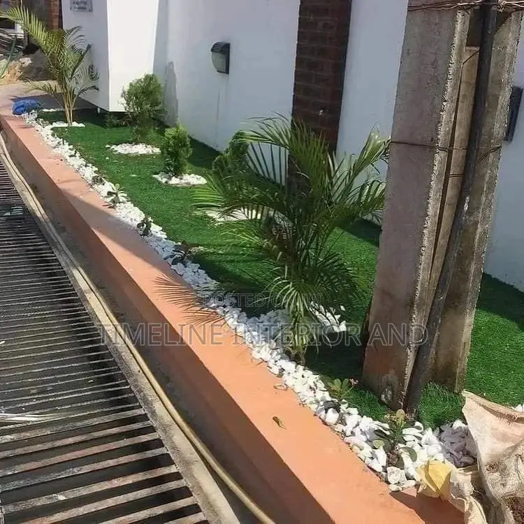 Artificial Grass Specialist.