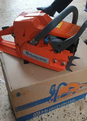 Brazil Husquarna 272 Chain Saw