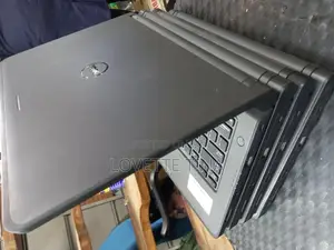 Laptop Dell Latitude 3330 4GB Intel Core I5 HDD 500GB