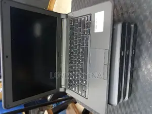 Laptop Dell Latitude 3330 4GB Intel Core I5 HDD 500GB