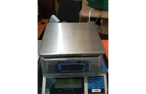 First Class Standard Tabletop Weigh Scales.
