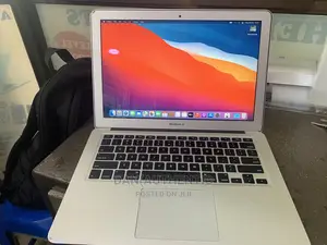 Laptop Apple MacBook Air 2015 8GB Intel Core i5 SSD 128GB