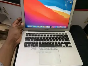Laptop Apple MacBook Air 2015 8GB Intel Core i5 SSD 128GB