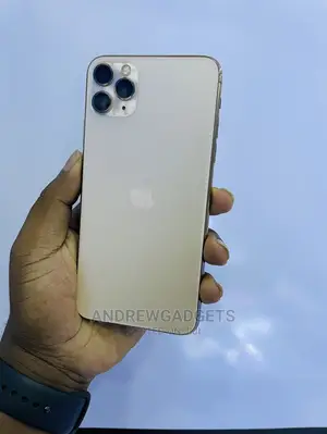 Apple iPhone 11 Pro Max 64 GB Gold