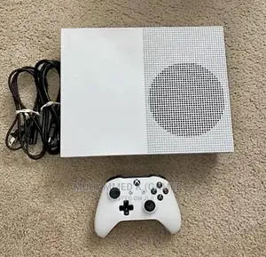 Xbox One S-1tb- Disc(14 Games)- Eafc 25+ Gta v + Red Dead