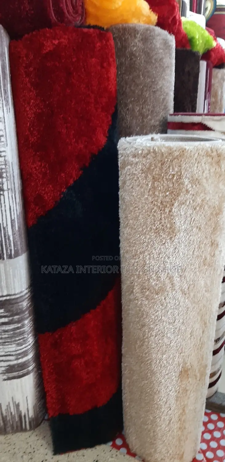 Center Carpets