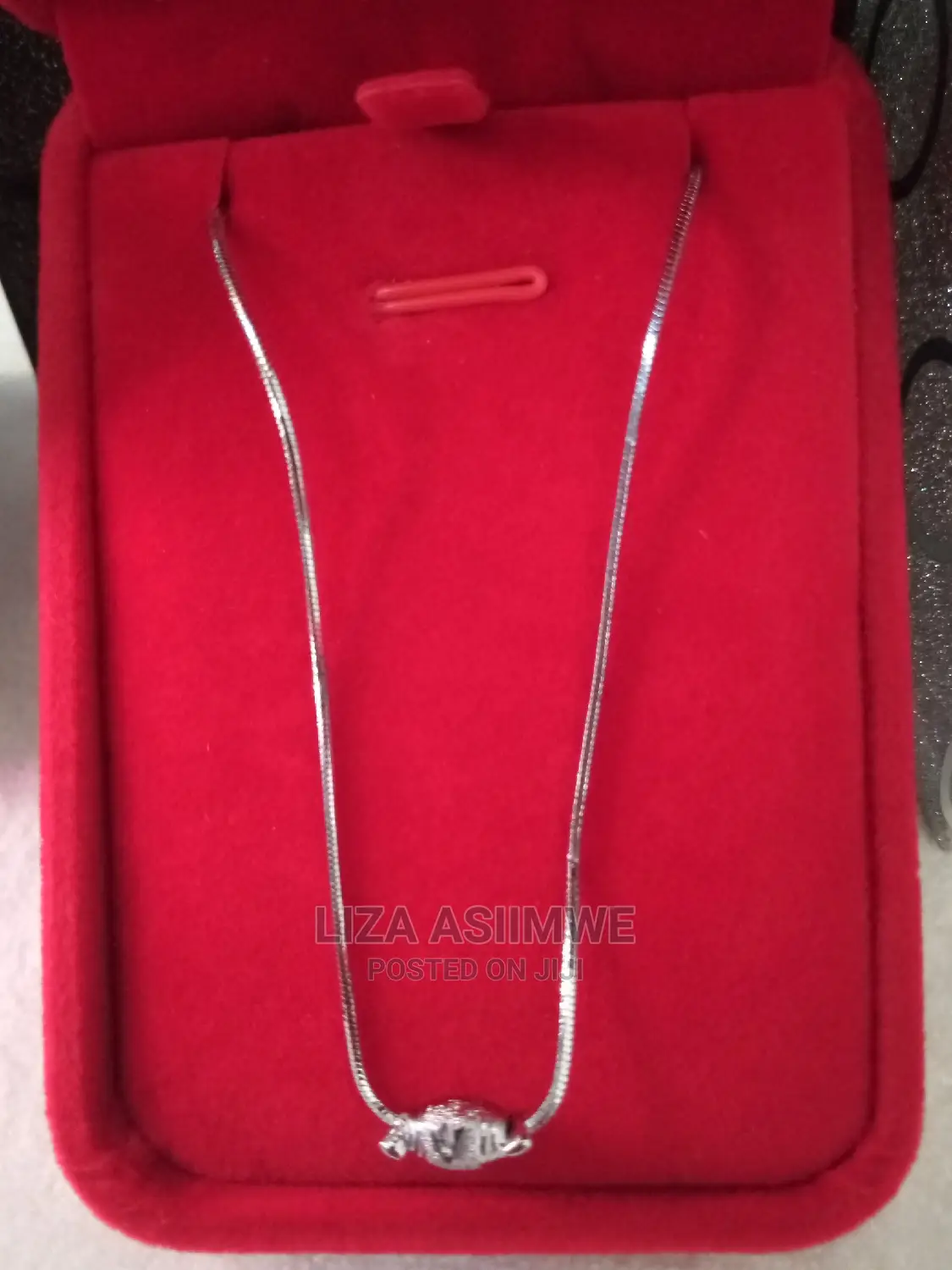 Simple Silver Necklaces Available With the Gift Box Its Self