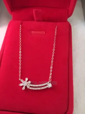Rose Gold Necklaces Available With the Gift Box