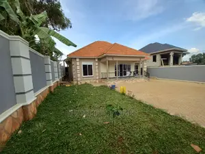 Furnished 4bdrm House in Kira for Sale