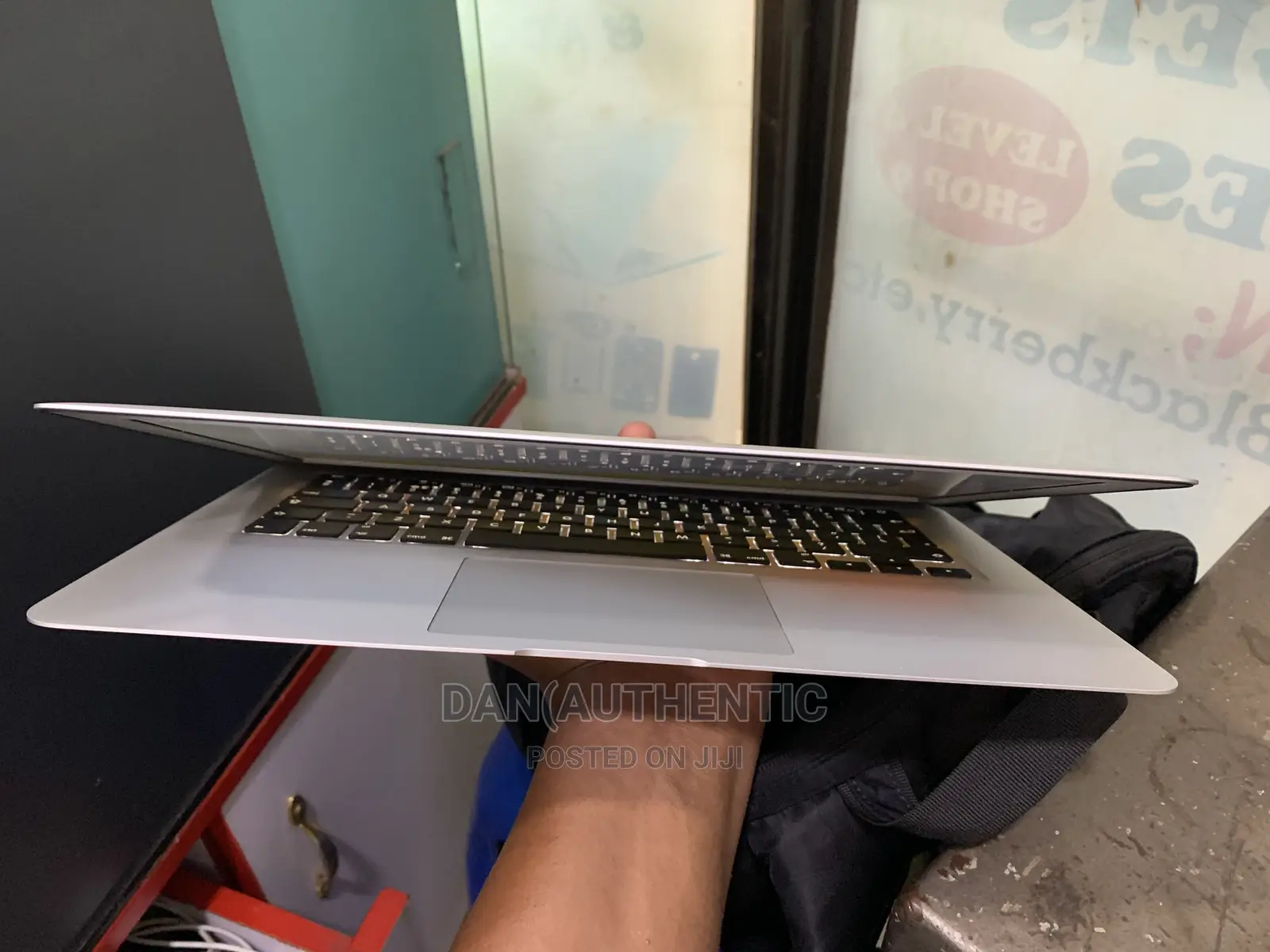 Laptop Apple MacBook Air 2012 4GB Intel Core I5 SSD 128GB