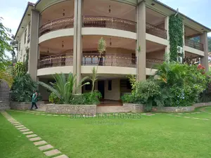 Furnished 7bdrm Mansion in Muyenga Organised, Makindye for Sale