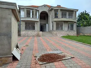 Furnished 6bdrm House in Munyonyo, Makindye for Sale