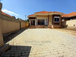 Furnished 4bdrm House in Kira Tarmack Estate for Sale
