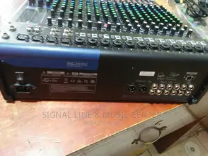 Yamaha Mg20xu Mixer 20 Channles