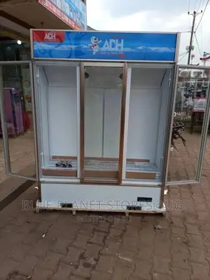 ADH 835L Tripple Doors Showcase Chillers/Display Fridges 