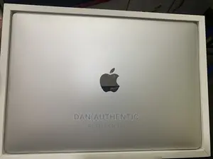 New Laptop Apple MacBook Pro 2020 8GB Intel Core I5 SSD 512GB