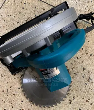 Makita Electric Saw
