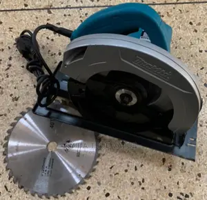 Makita Electric Saw