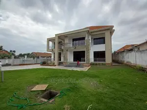 Furnished 6bdrm Mansion in Posh Neighborhood, Kira for Sale