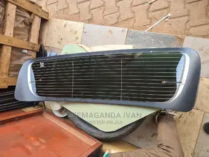 Windscreen for Benz B200 C200 and Others
