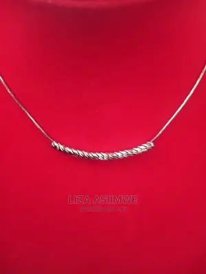 Quality and Simple Lady Necklaces Available
