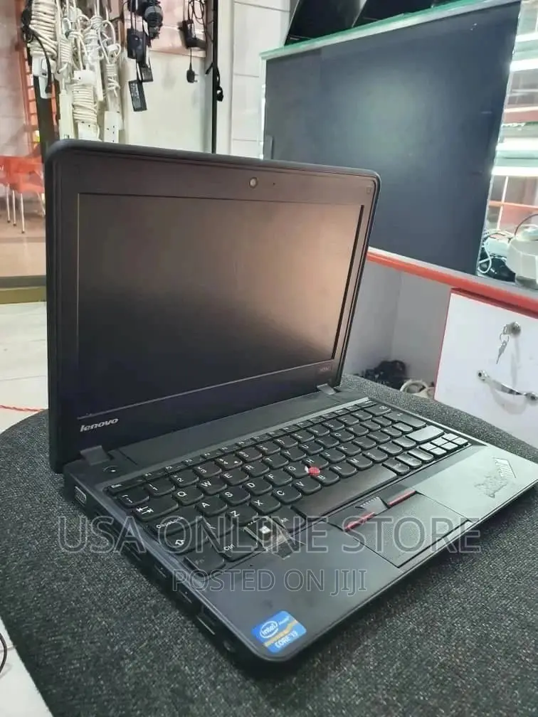 Laptop Lenovo 4GB Intel Core I3 HDD 250GB