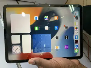 Apple iPad Pro 11 (2018) 64 GB Gray