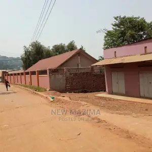 Commercial Plot on Forced Sale in Heart of Makindye Lukuli