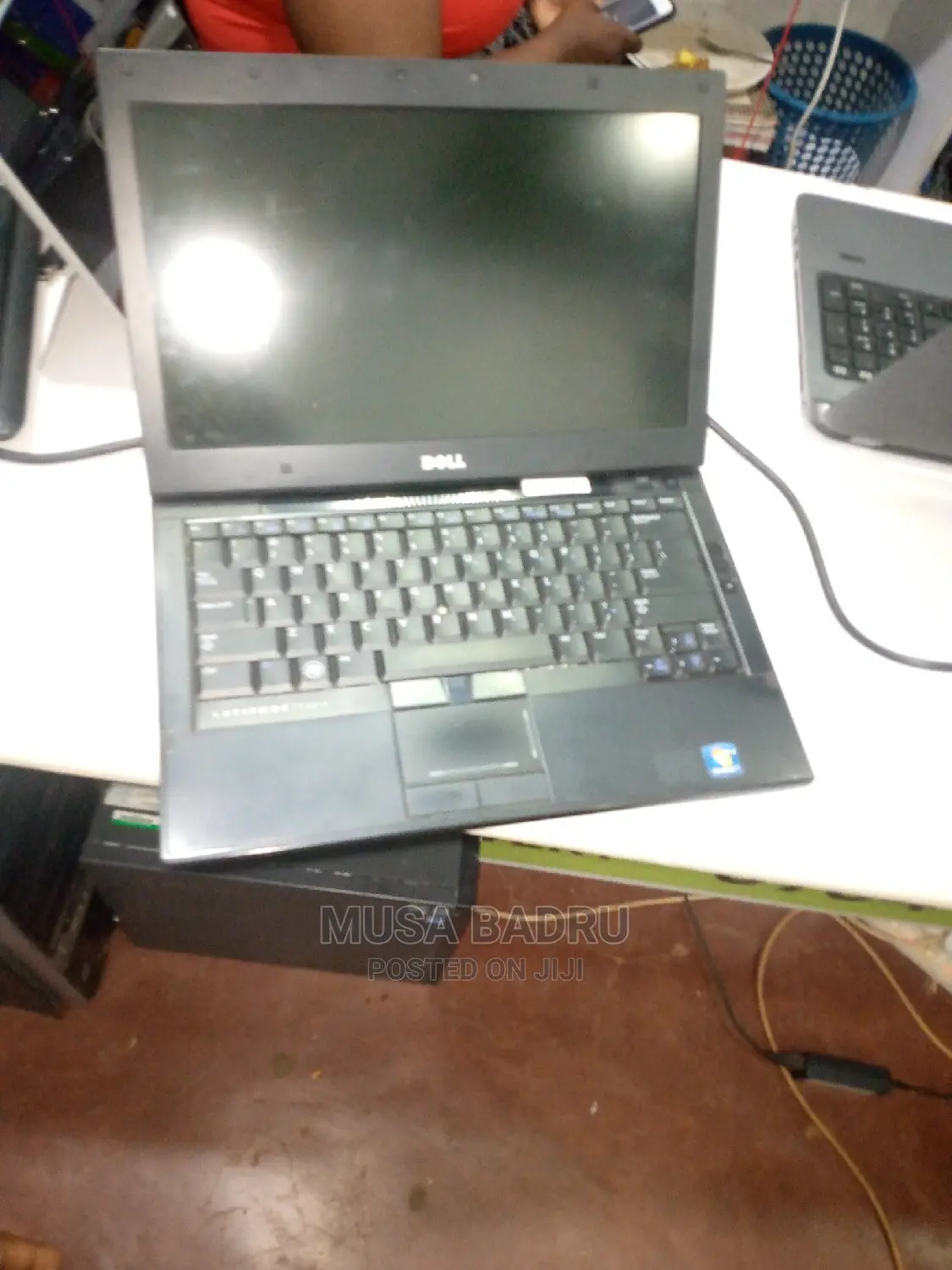 Laptop Dell Latitude E4310 4GB Intel Core i5 HDD 320GB